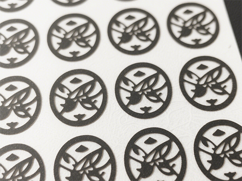 Styrker produktionen med intelligent laserskæringscontroller